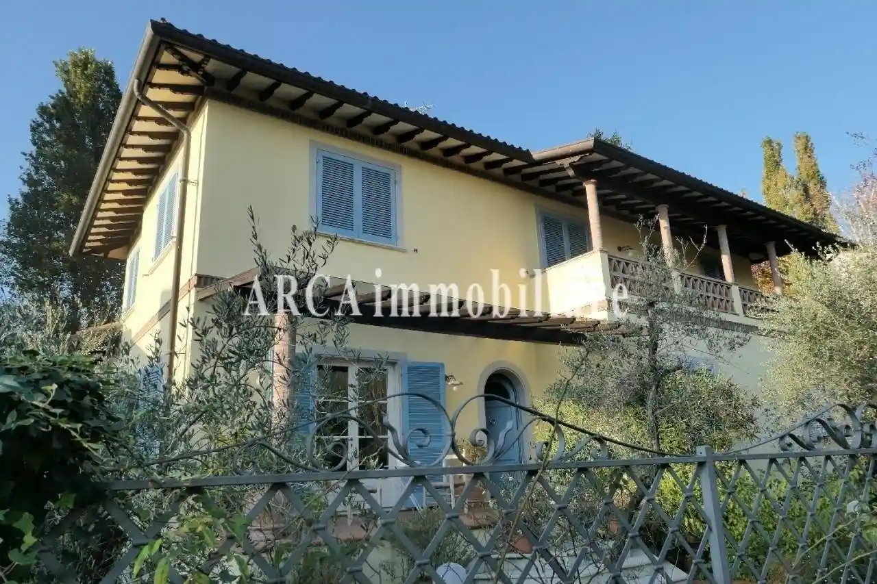 Villa in vendita a Pietrasanta
