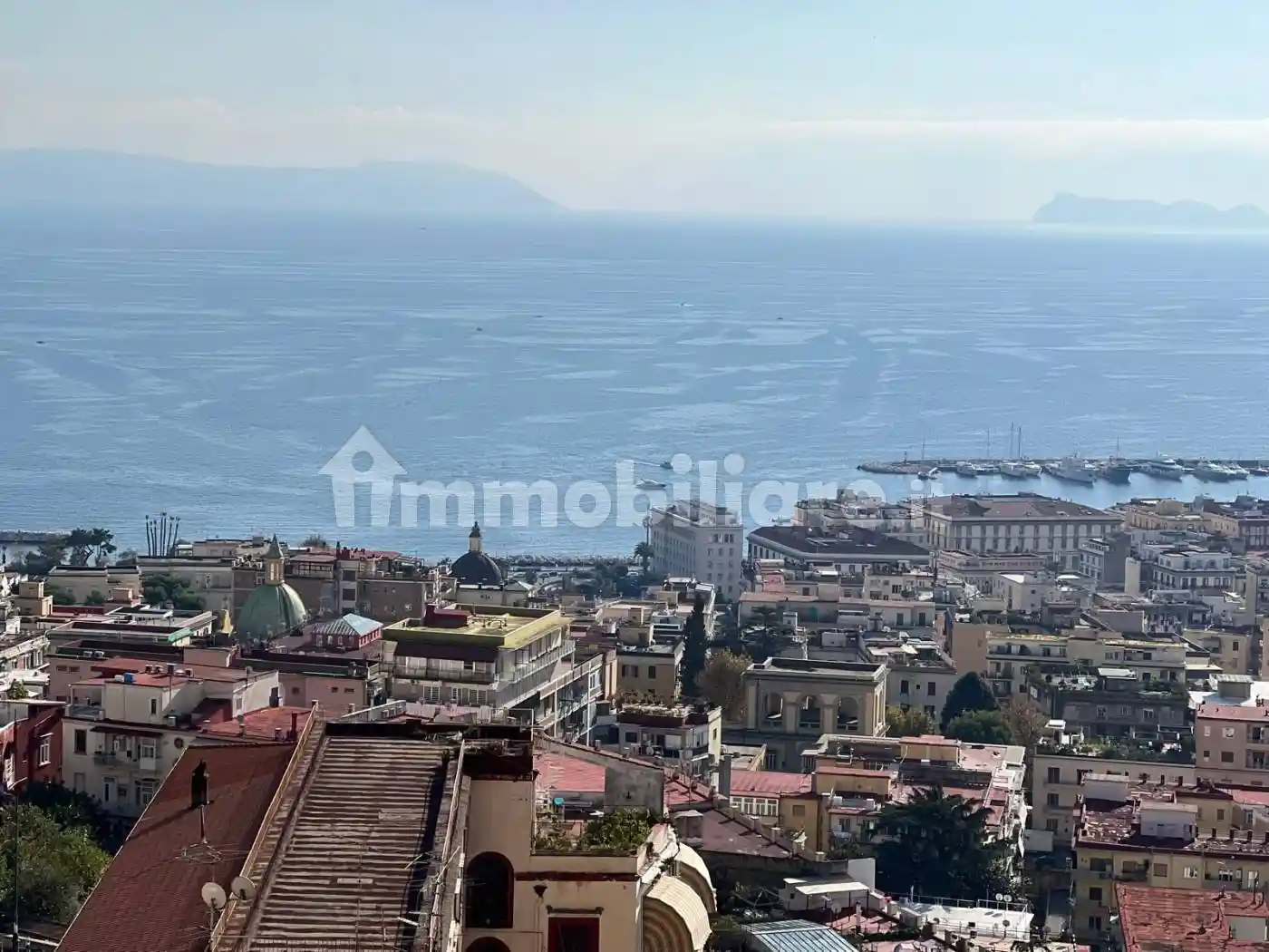 Quadrilocale via Torquato Tasso 169, Vomero, Napoli - foto 2