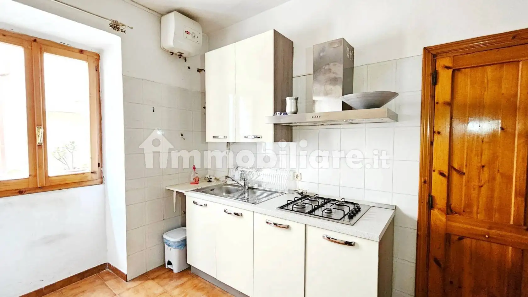 Trilocale via Ospizio Cappuccini 3, Centro Storico, Sassari - foto 5