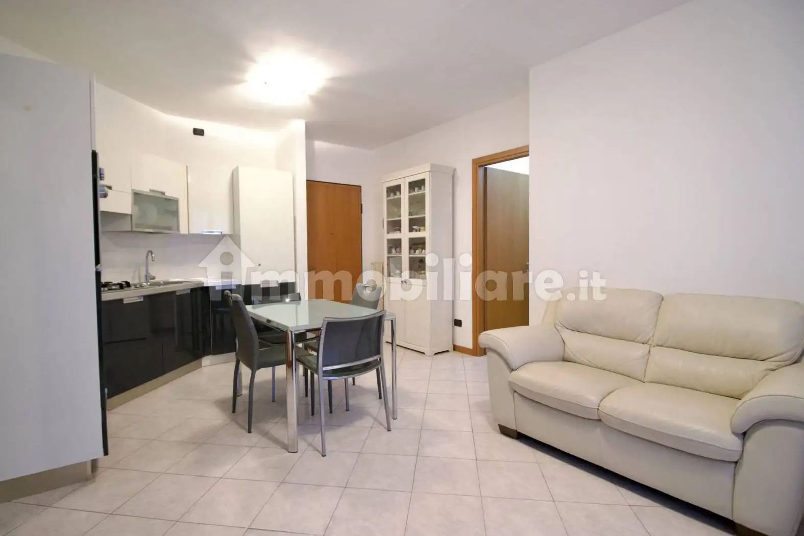 Bilocale via Madre Margherita Panzeri, Centro, Agrate Brianza - foto 3