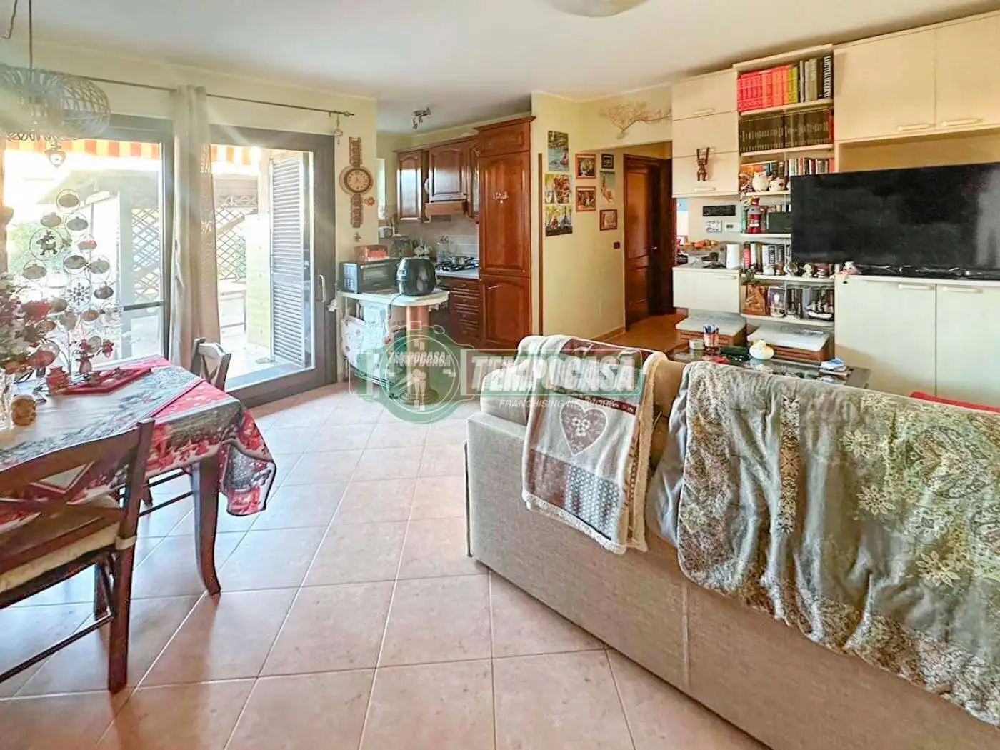 Bilocale via CARLO CAVALIERI, Centro, Cerveteri - foto 2