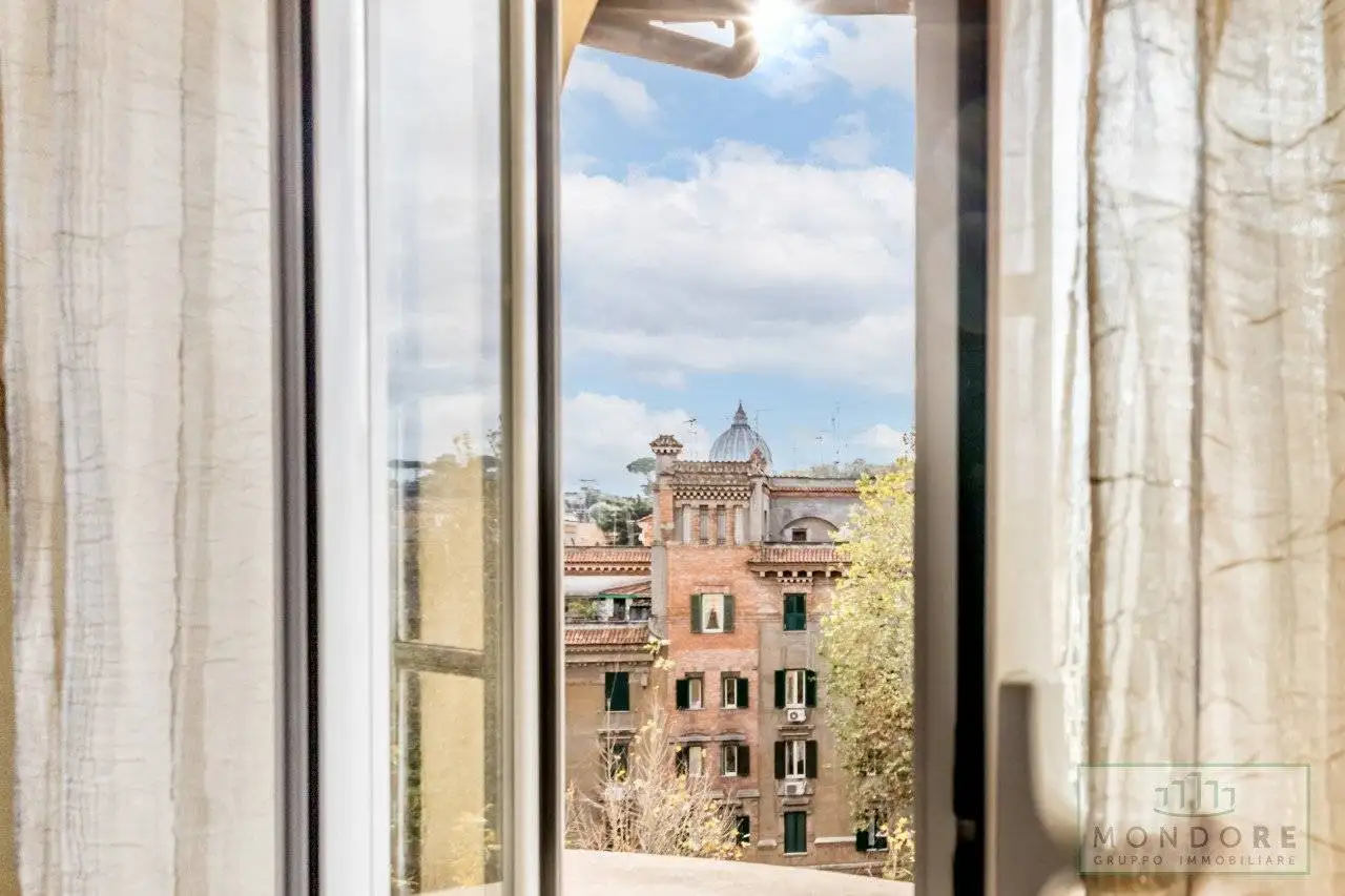 Appartamento in vendita a Roma