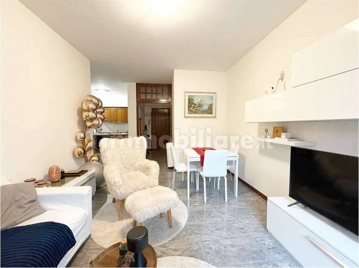 Appartamento in affitto a Chiavenna