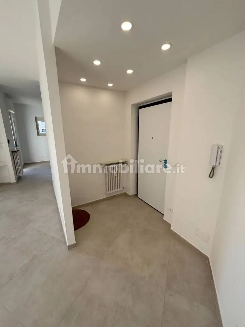 Trilocale via Aosta 19, Semicentro, Vercelli - foto 3