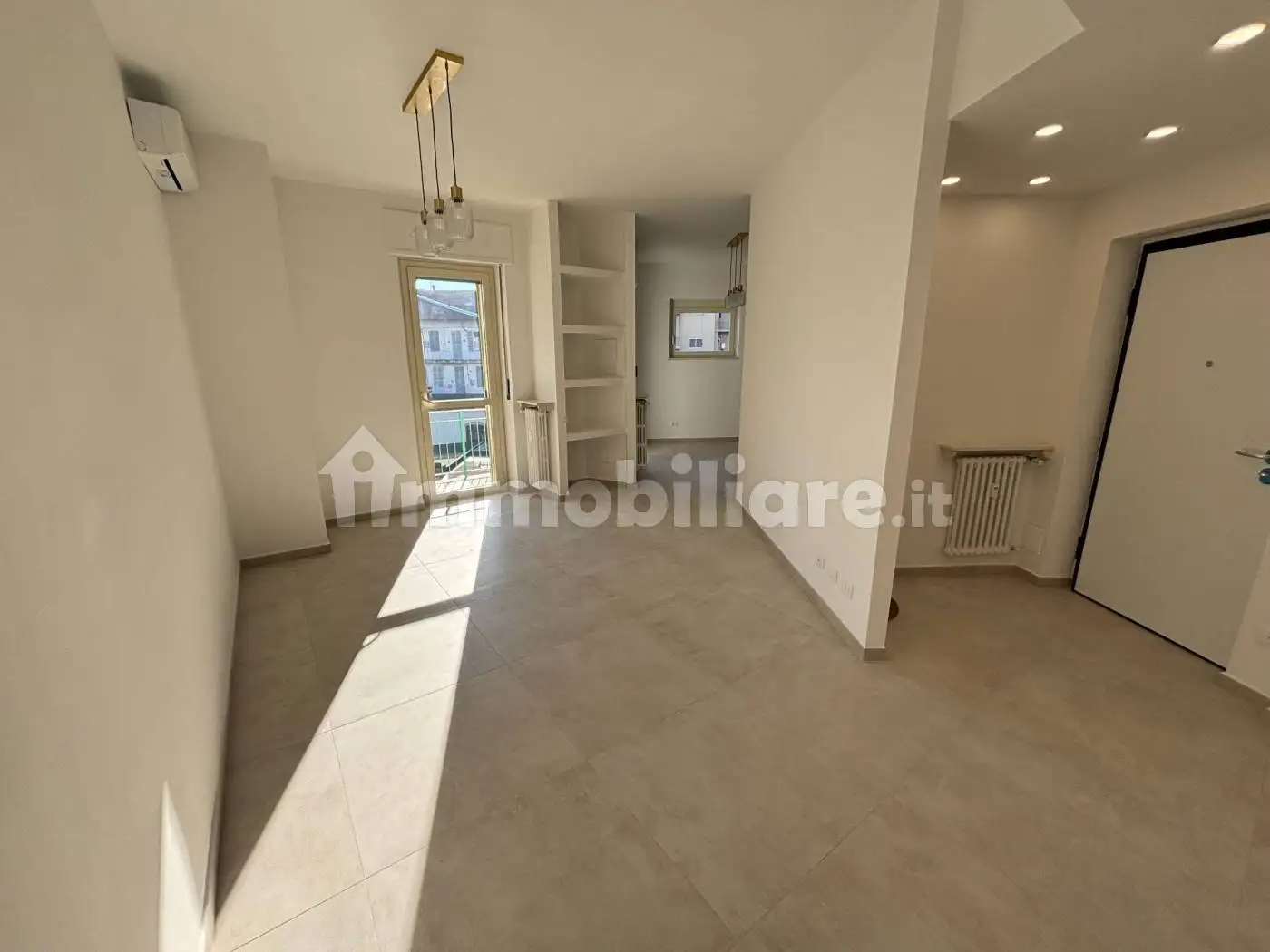 Trilocale via Aosta 19, Semicentro, Vercelli - foto 4