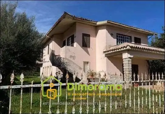 Villa in asta a Calangianus