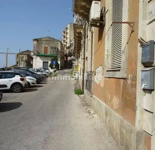 Trilocale via Carlo Papa 114, Modica Bassa, Modica - foto 2