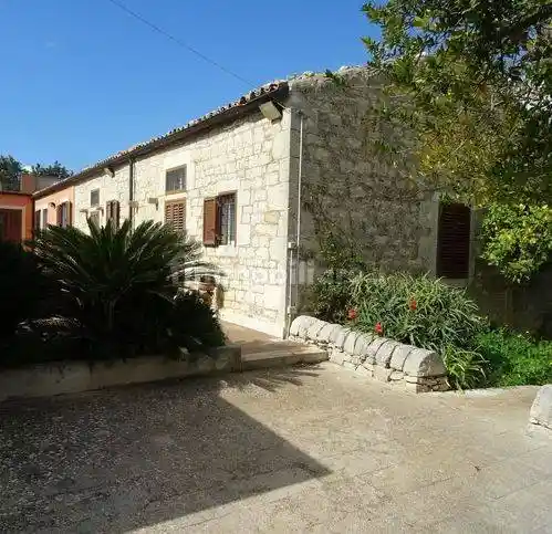Villa unifamiliare via San Bartolo Addolorata 7, Modica Alta, Modica - foto 2