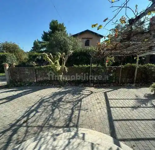 Rustico - Casale in vendita a Piombino