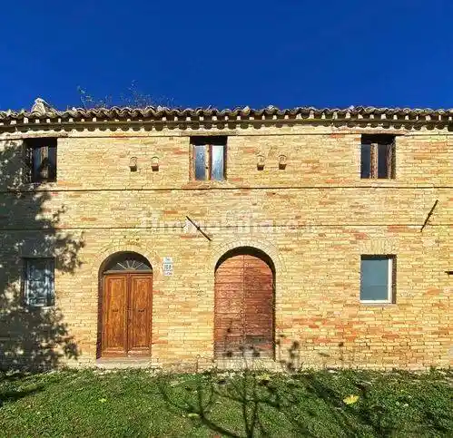 Rustico, da ristrutturare, 140 m², Carassai - foto 5
