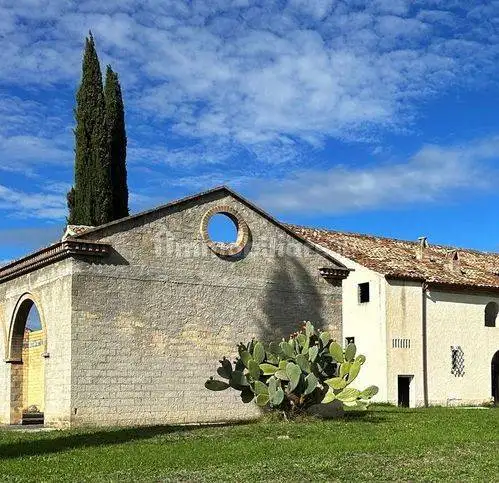 Rustico - Casale in vendita a Montefiore dell'Aso