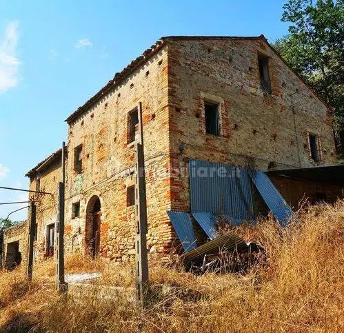 Rustico - Casale in vendita a Massignano