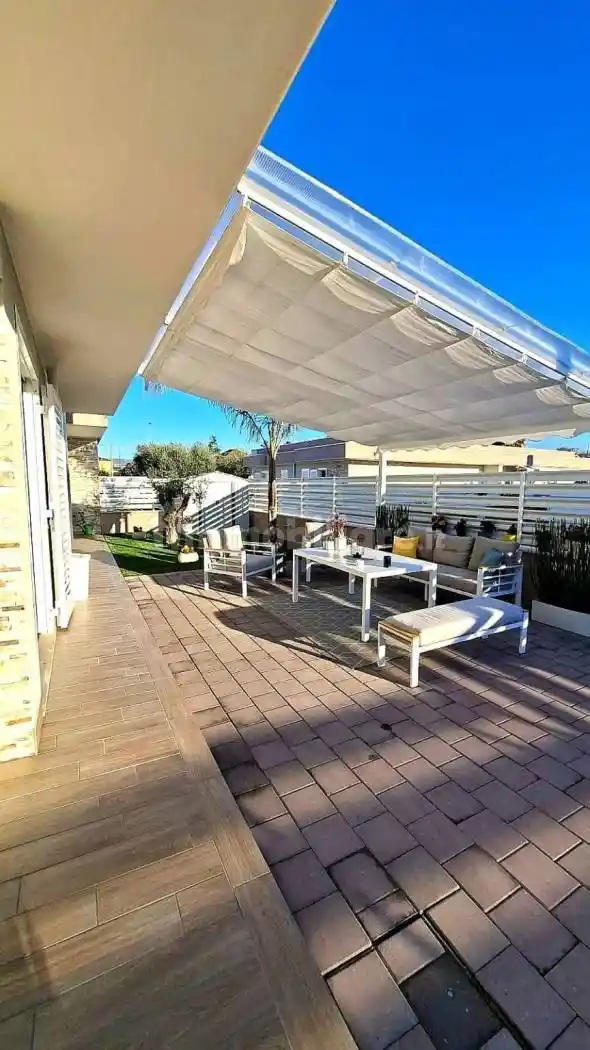 Villa bifamiliare via Sigmund Freud 9, Centro, Cisterna di Latina - foto 2