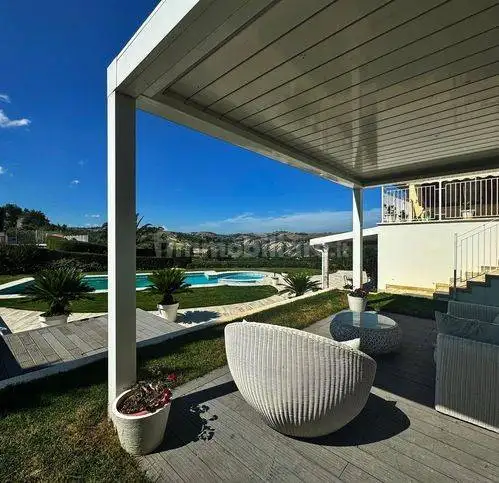 Villa in vendita a Offida