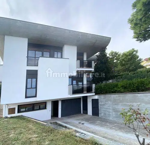 Villa in vendita a Offida