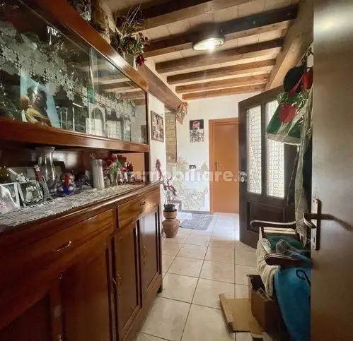 Villa unifamiliare piazzale Madonnina 5, Centro, Castelvetro di Modena - foto 3