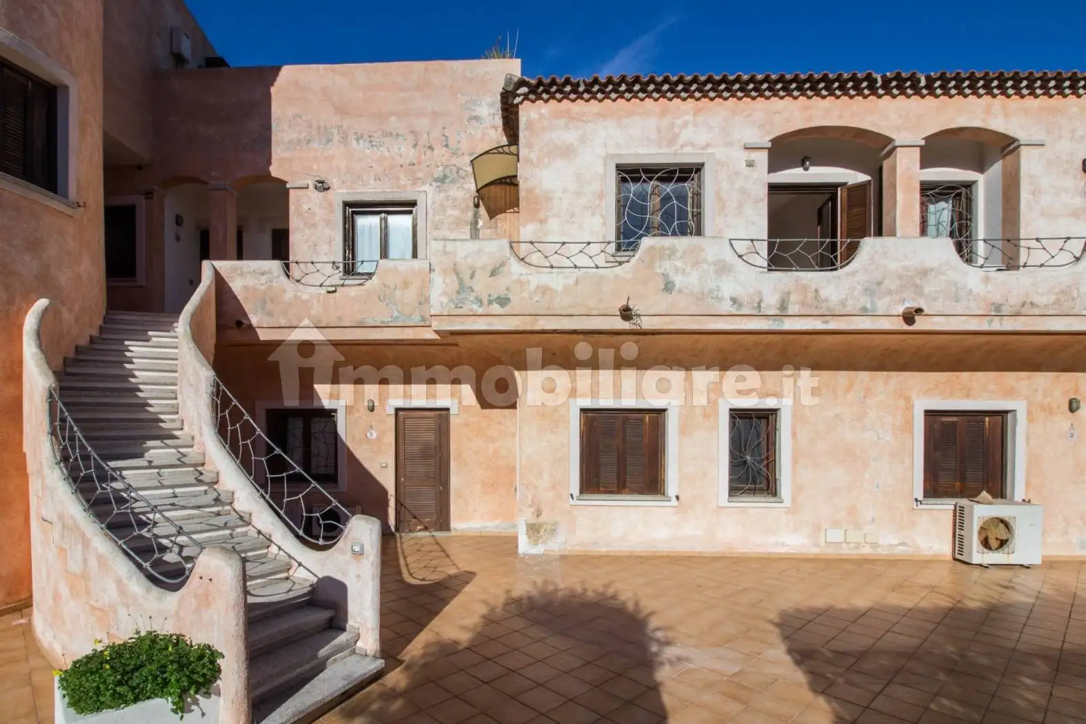 Trilocale via L'Aldiola 13, Porto Cervo, Arzachena - foto 2