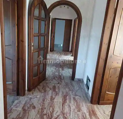Villa unifamiliare, buono stato, 380 m², Cisterna di Latina - foto 4
