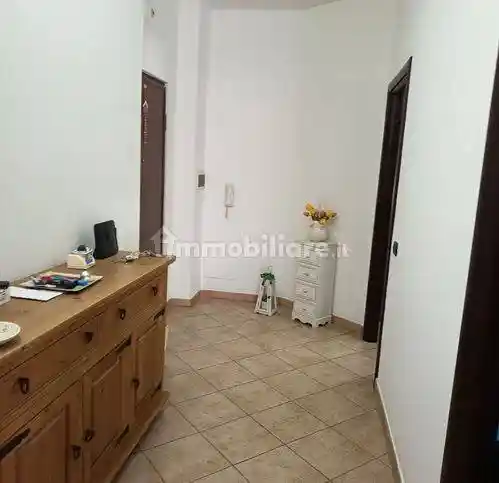 Appartamento ottimo stato, secondo piano, Centro, Cisterna di Latina - foto 3