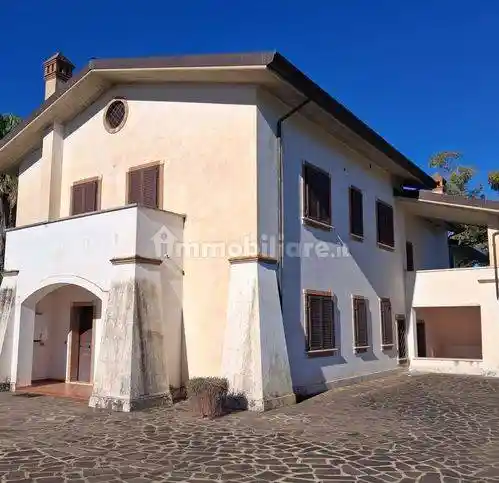 Villa unifamiliare Strada Santa Croce, Borgo Carso, Latina - foto 2