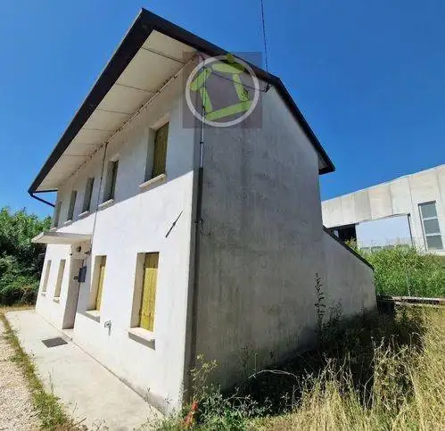 Villa unifamiliare via Segaluzza 14, Vallenoncello, Pordenone - foto 2