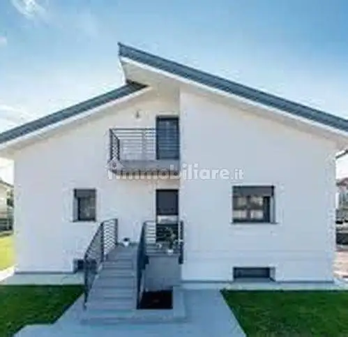 Villa in vendita a Cordenons