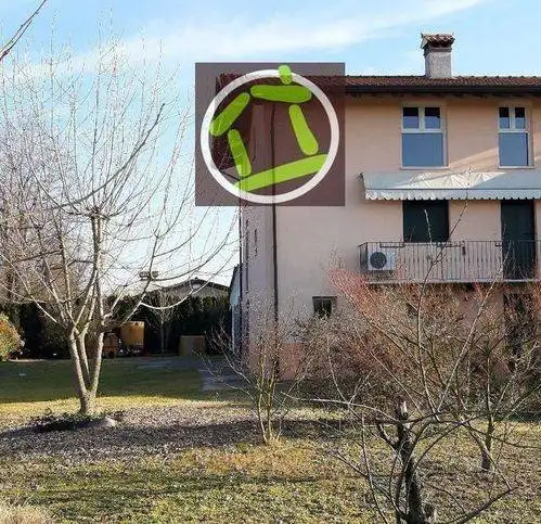 Villa in vendita a Pordenone
