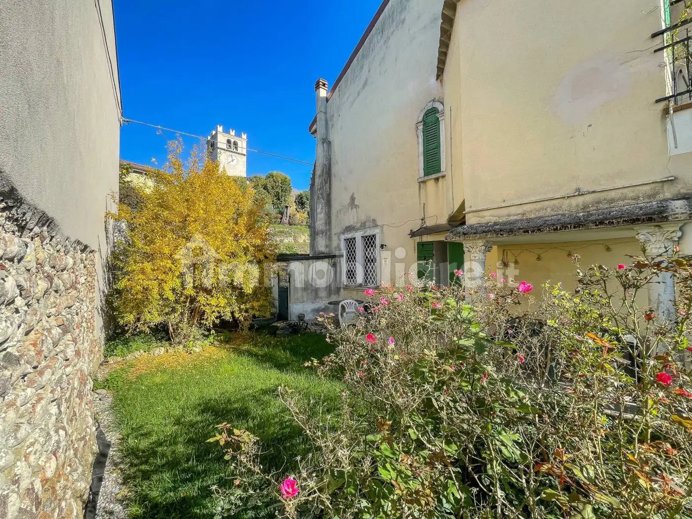 Casa indipendente in vendita a Castelnuovo del Garda