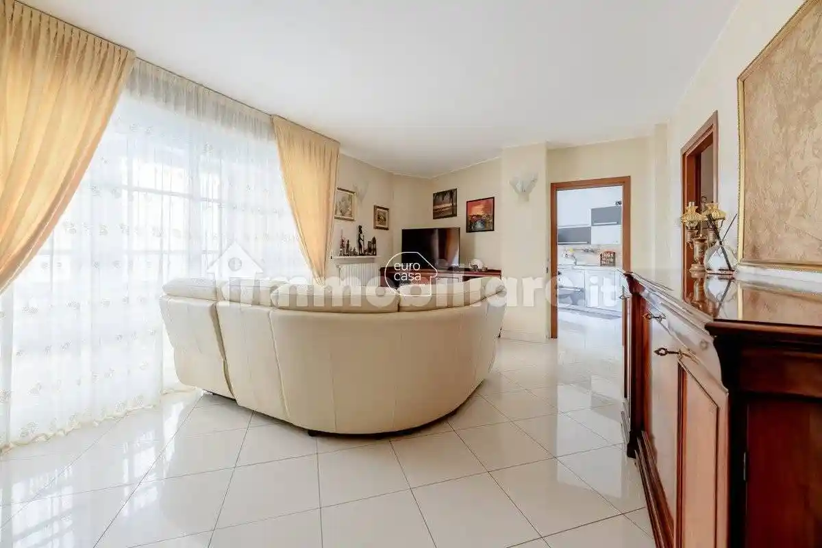 Appartamento in vendita a Pioltello