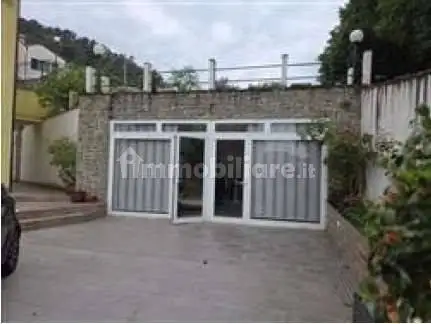 Villa in asta a Quiliano