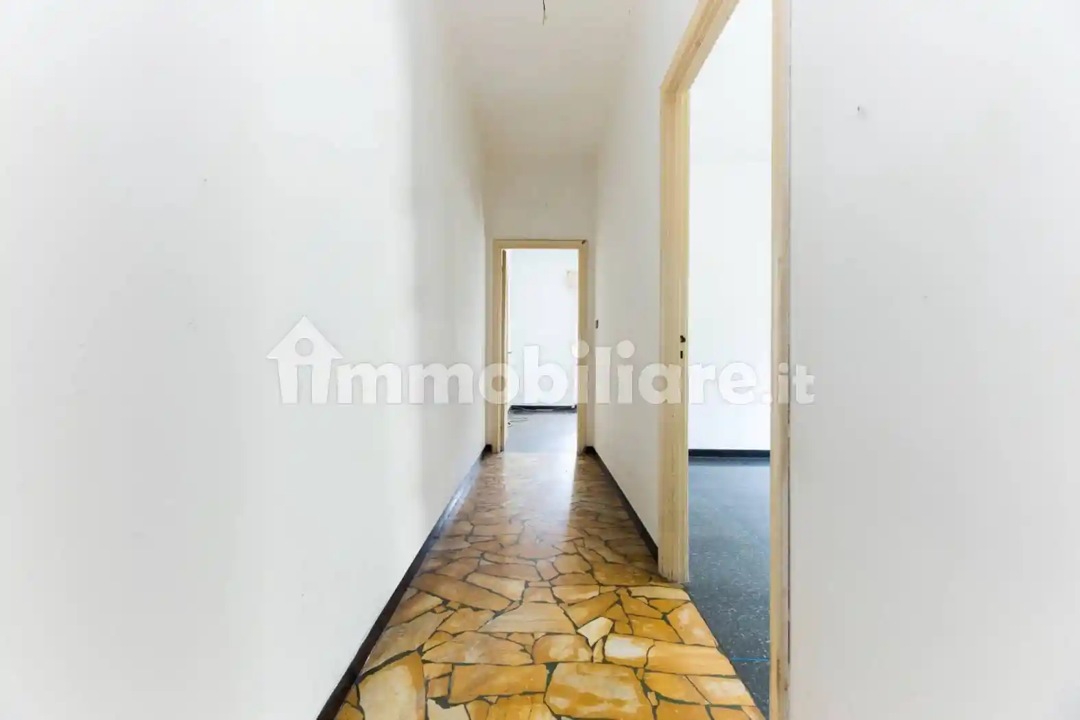 Bilocale da ristrutturare, sesto piano, Molassana, Genova - foto 4