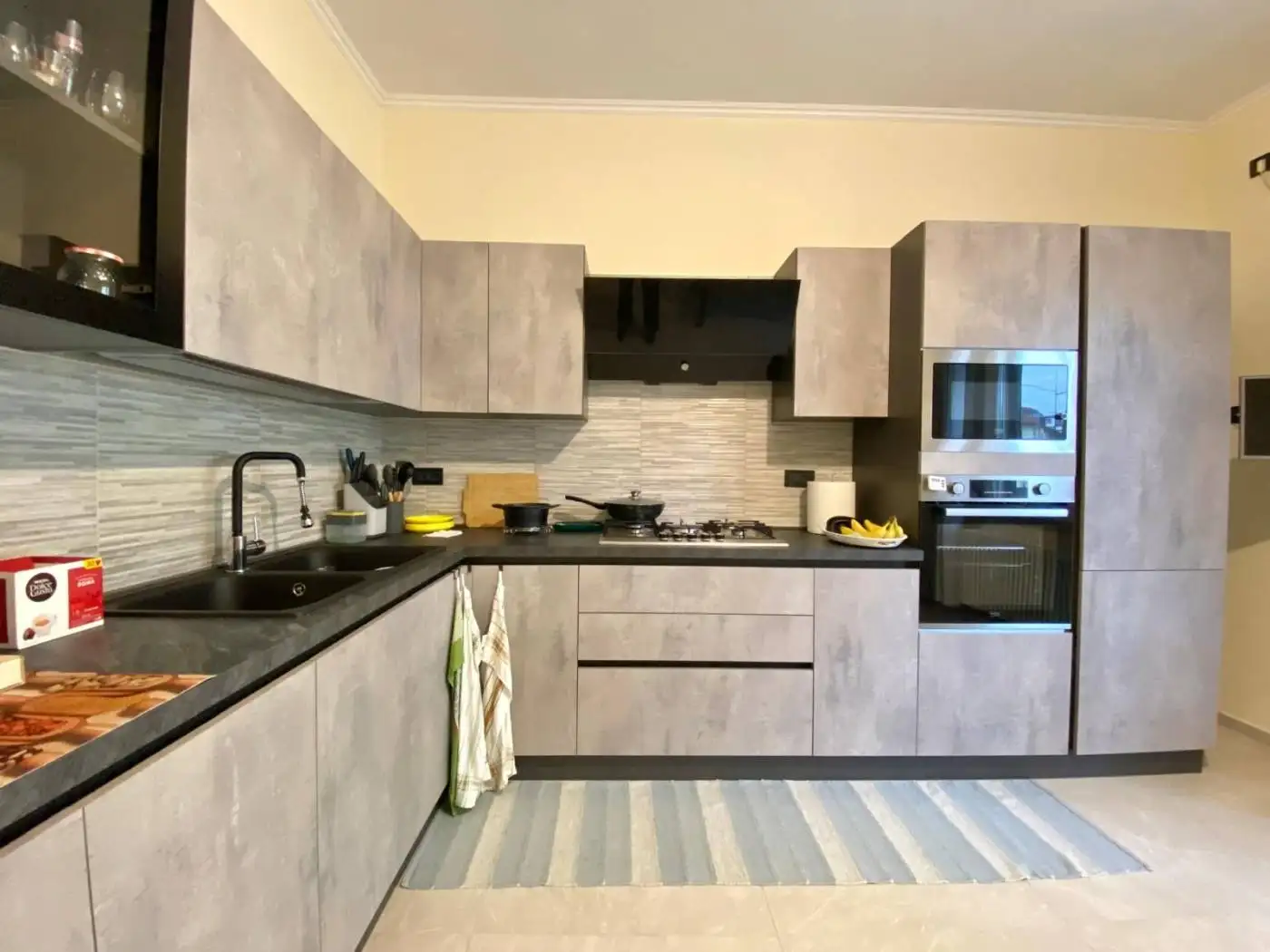 Quadrilocale via Trieste 40, Centro, Ciriè - foto 4