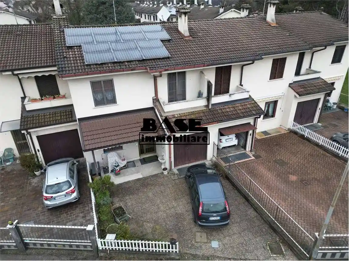 Villetta a schiera - foto 2