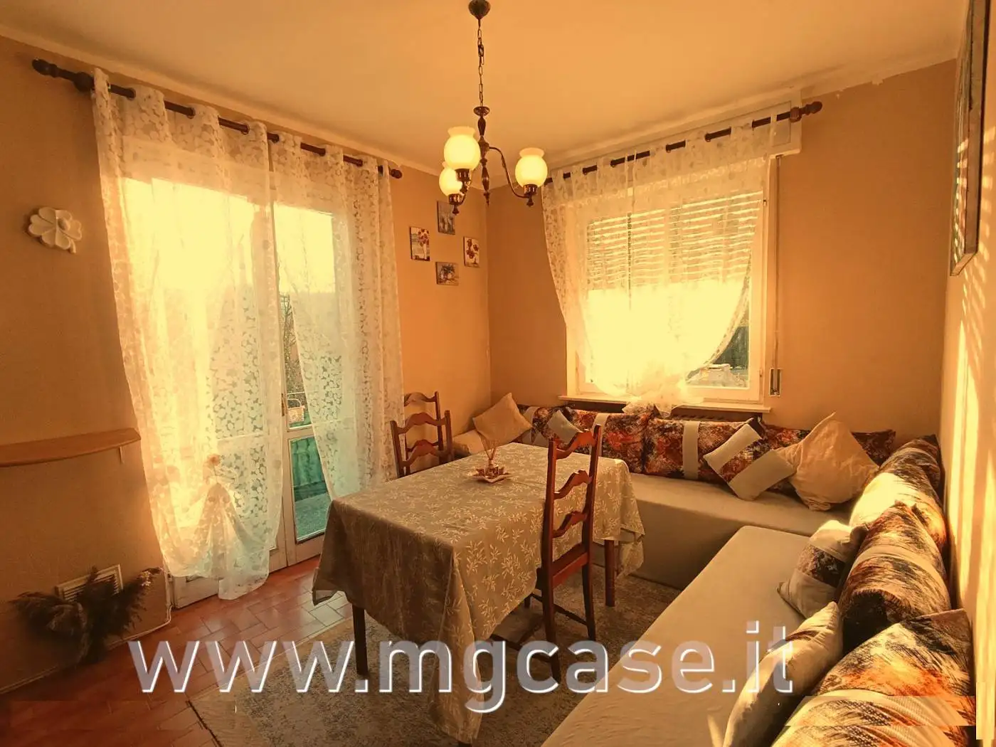 Appartamento in vendita a Castelletto Sopra Ticino