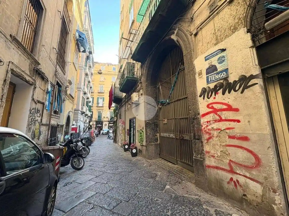 Monolocale via San Domenico Soriano 22, Monte Santo, Napoli - foto 4