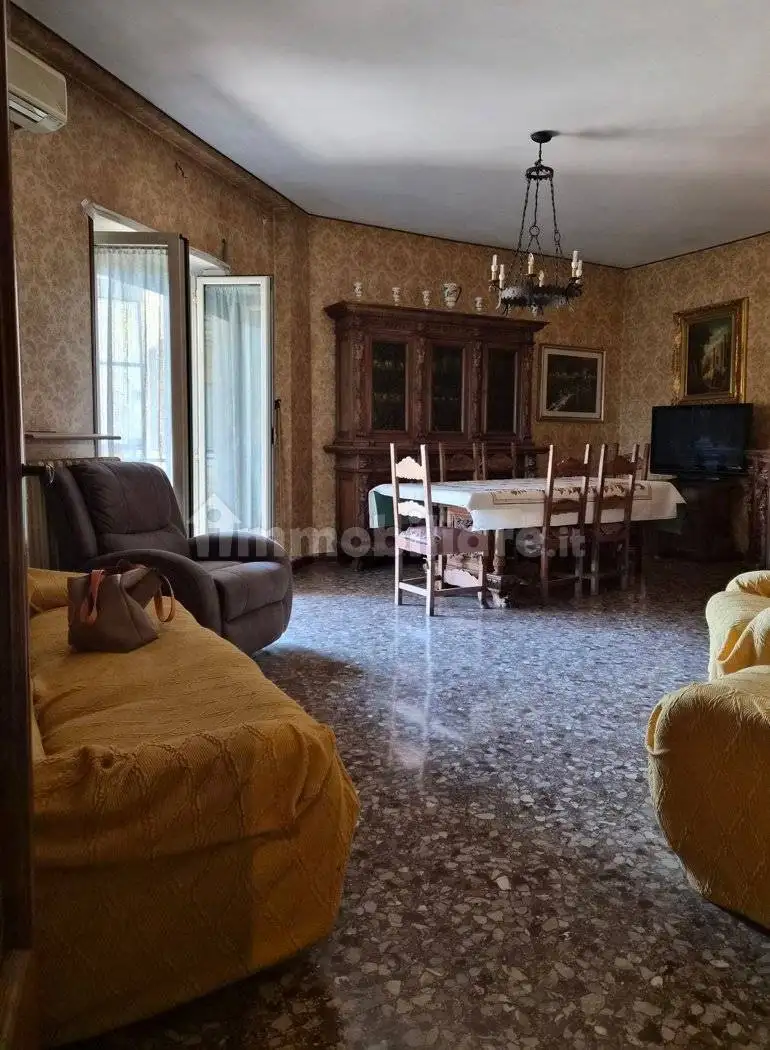 Appartamento piazza Caduti di via Fani, snc, Tribunale, Frosinone - foto 5