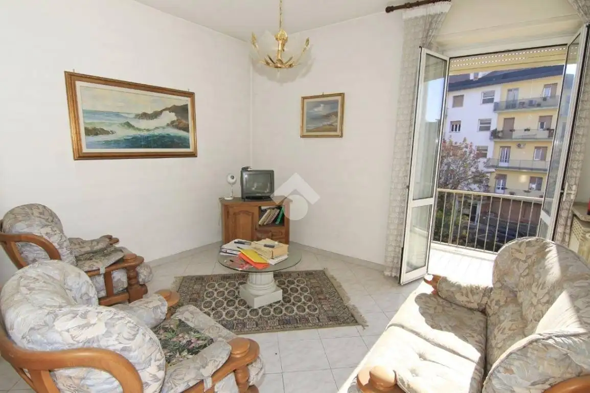 Appartamento in vendita a Gavi