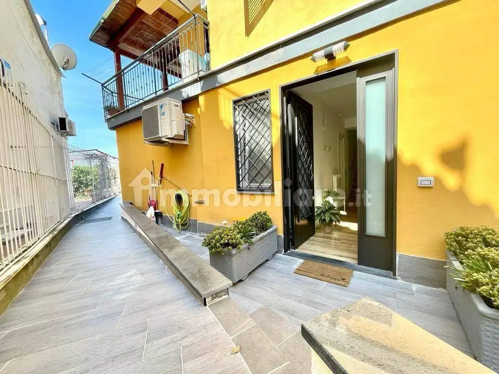 Appartamento in affitto a Pozzuoli
