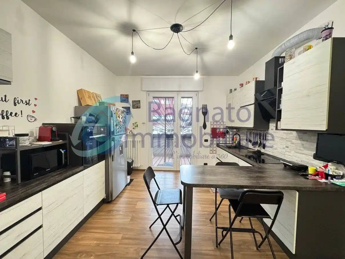 Villa bifamiliare Strada della Madonnina 8, Sant'Agabio, Novara - foto 3