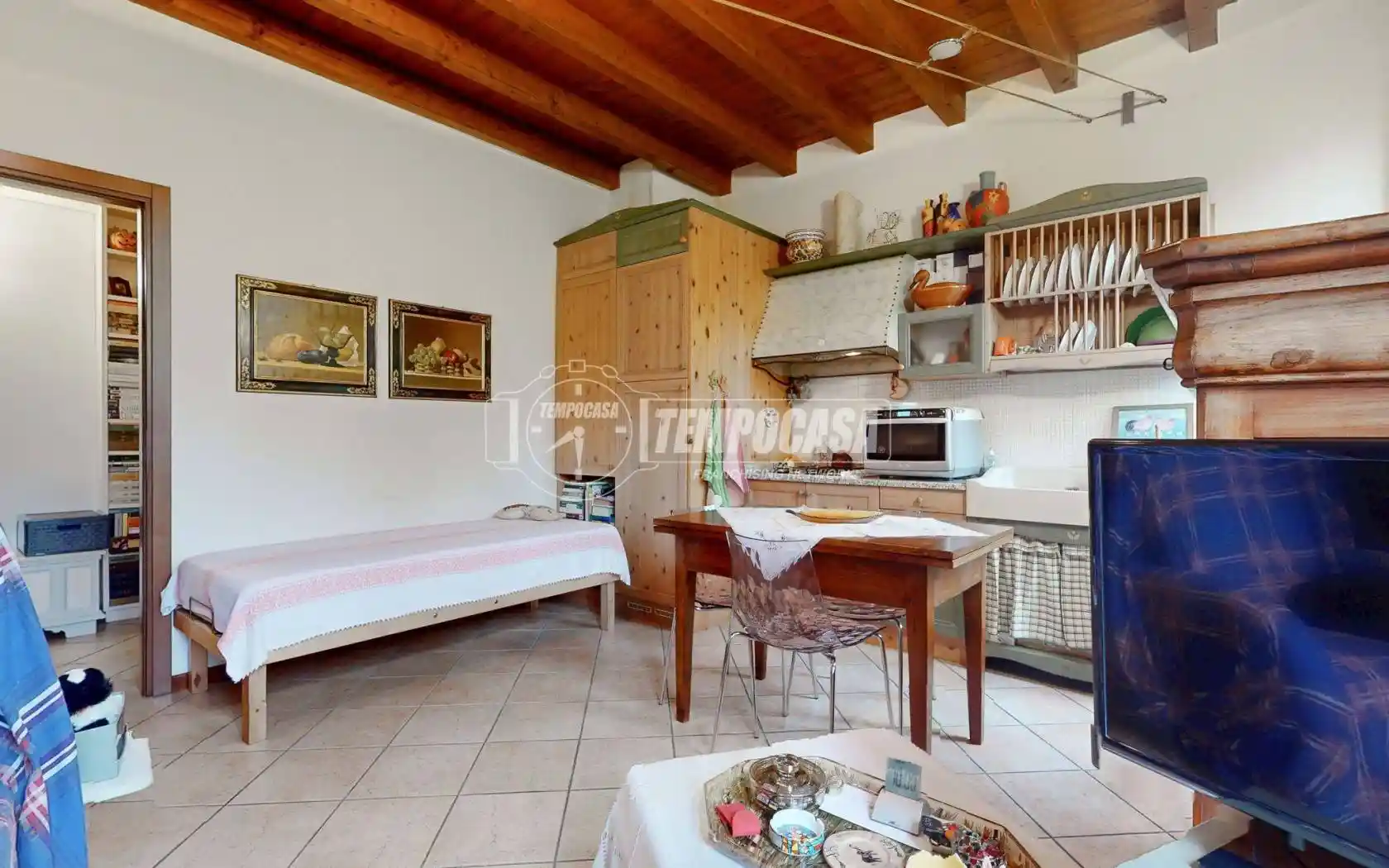 Bilocale via Fratelli Grioli 28, Centro, Mantova - foto 2