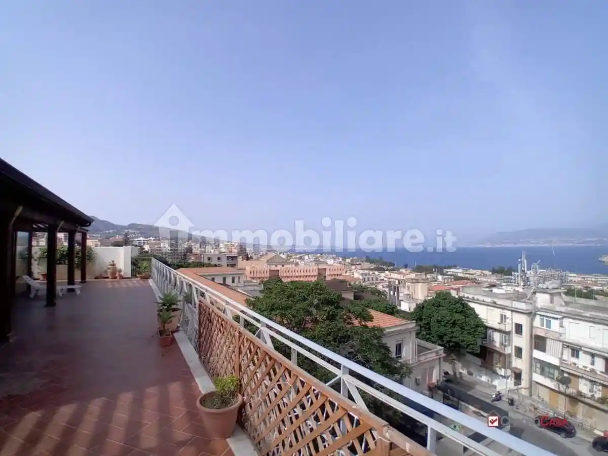 Attico via R. Guelfonia, Giostra, Messina - foto 5