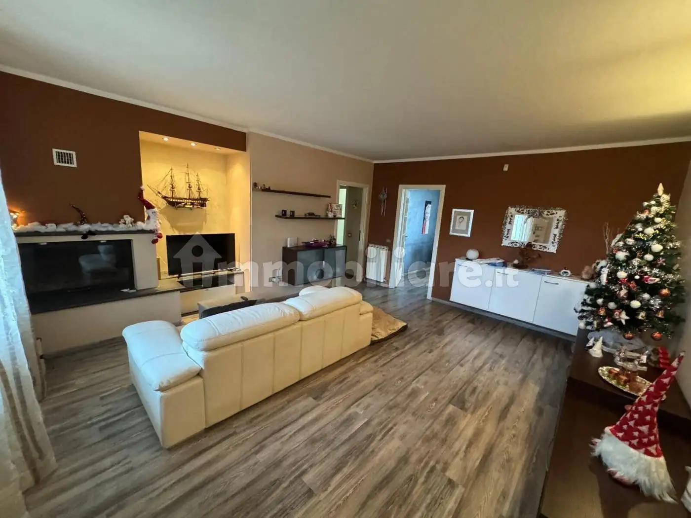 Villa in vendita a Castelfranco Piandisco