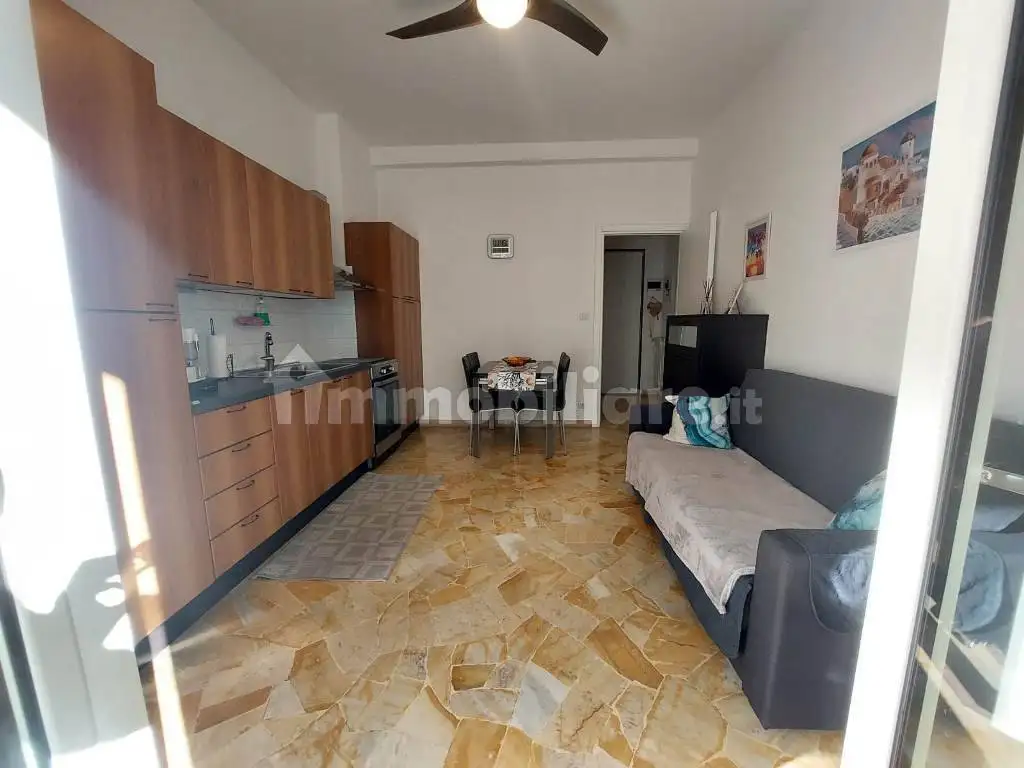 Bilocale via Aurelia 31, Borghetto Santo Spirito - foto 2