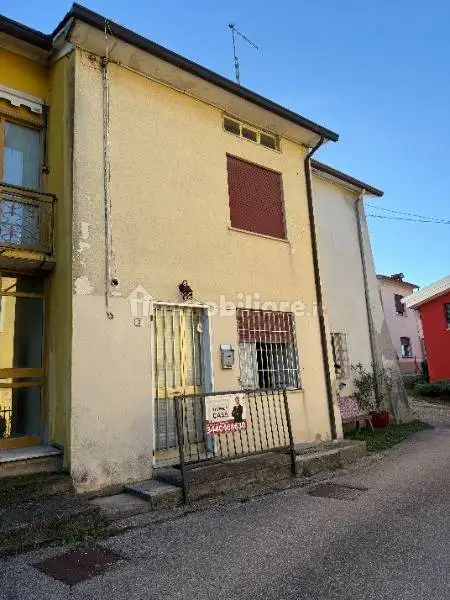 Rustico - Casale in vendita a Nogarole Vicentino
