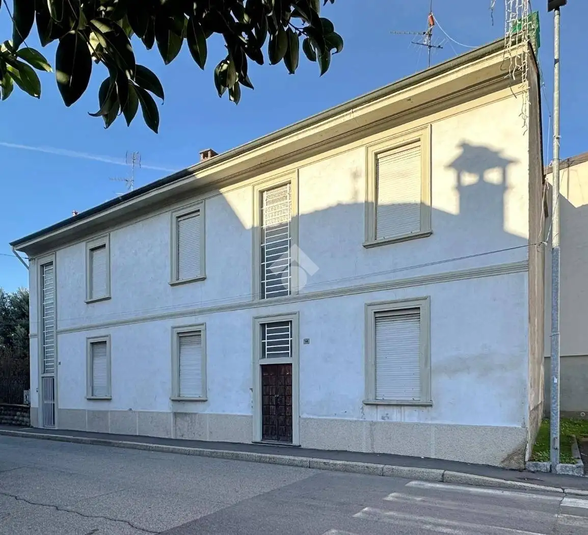 Casa indipendente in vendita a Carate Brianza