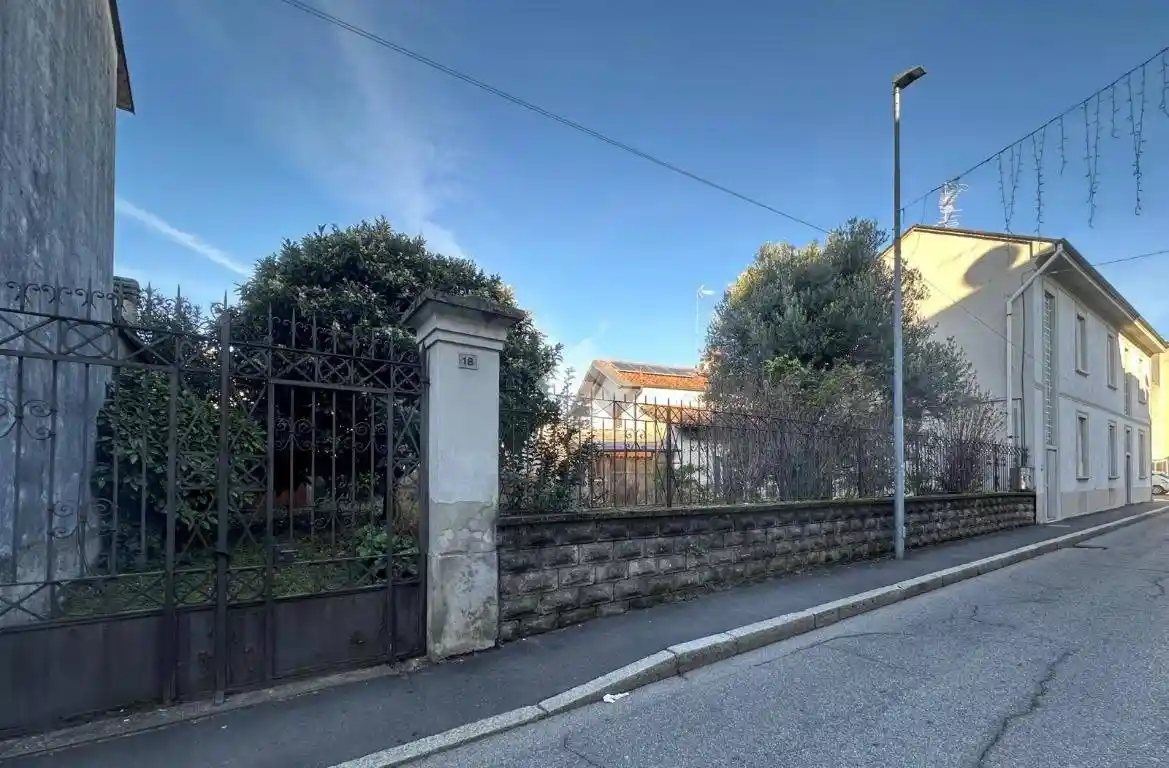 Terratetto unifamiliare via matteotti giacomo 16, Centro, Carate Brianza - foto 3