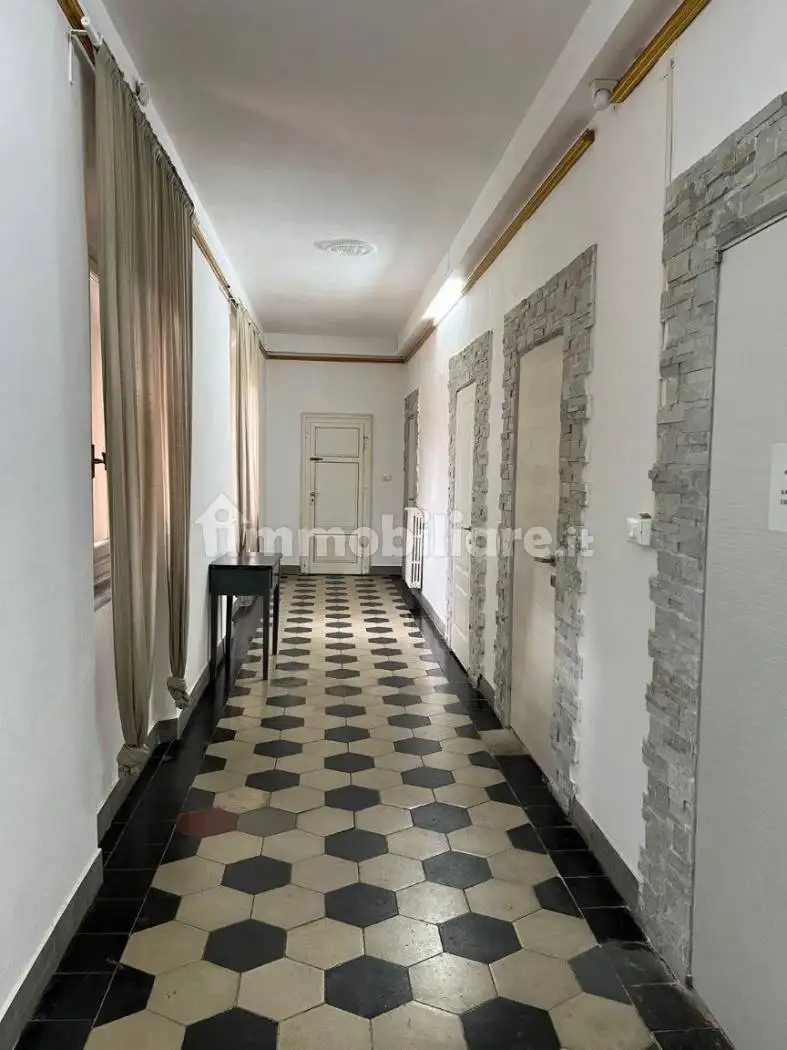 Appartamento in vendita a Livorno