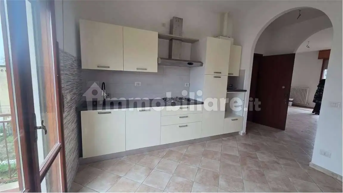 Appartamento via Dario Guerzoni, Centro, Cavezzo - foto 4