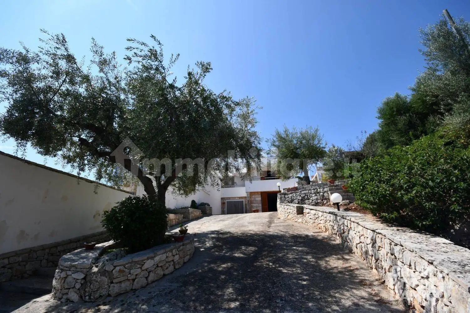 Villa unifamiliare via Edmondo de Amicis, Centro, Conversano - foto 2