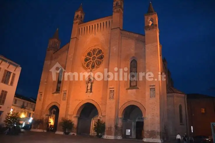 Appartamento in vendita a Alba